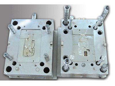 注塑模具浇口设置应尽量使熔料的流程最短 注塑模具浇口设置应尽量使熔料的流程最短
