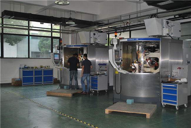 塑胶注塑模具制造滑块用油压油缸抽芯机构 塑胶注塑模具制造滑块用油压油缸抽芯机构