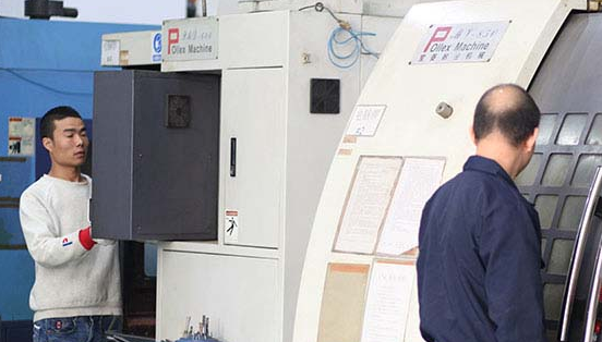 在深圳怎么选择专业的模具开模厂呢？