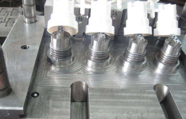 深圳模具工厂注塑模具螺纹的制作 深圳模具工厂注塑模具螺纹的制作