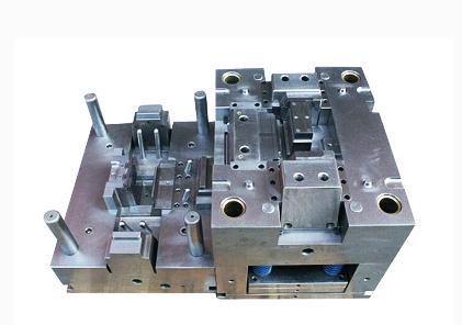 注塑模具生产加工制造过程中，颜色暗和光泽差如何解决